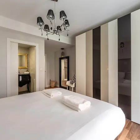 Downtown Centrico 아파트 *