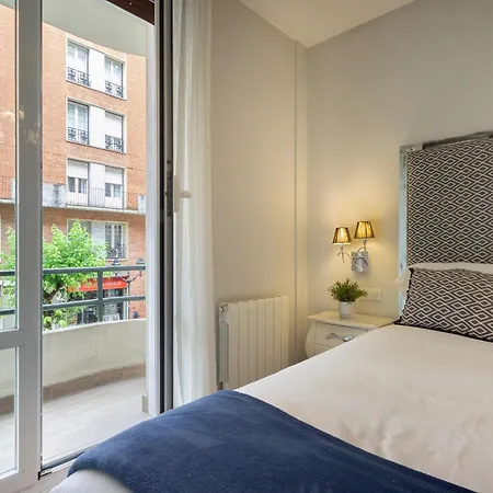 Diseno Y Elegancia En El Corazon De Apartment *
